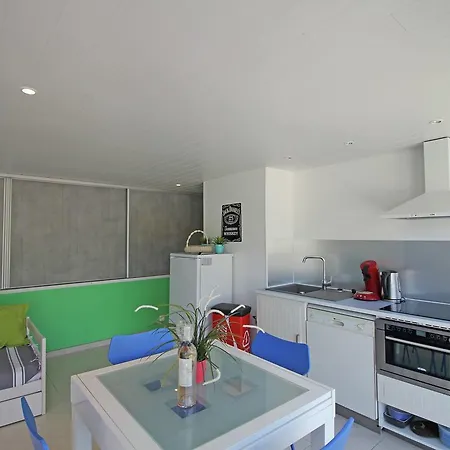 Luxurious Holiday In Roquebrune-sur-argens With Jacuzzi
