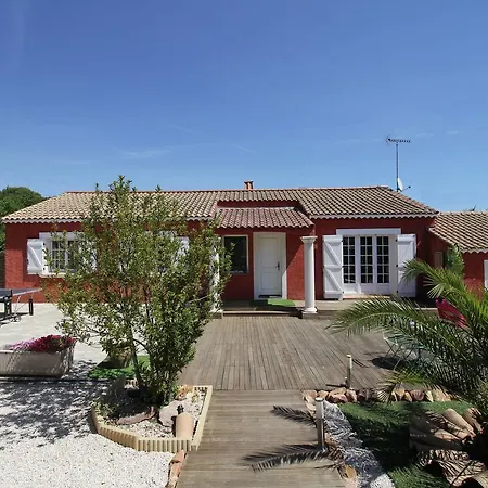 Luxurious Holiday In Roquebrune-sur-argens With Jacuzzi La Bouverie