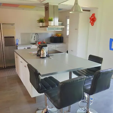Luxurious Holiday In Roquebrune-sur-argens With Jacuzzi * La Bouverie